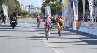 Grand Prix Alanya Uluslararası Yol Bisikleti Yarışı yapıldı