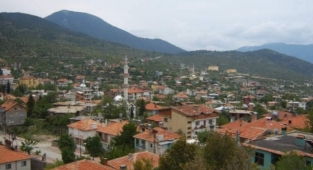 Gündoğmuş’ta 20 gündür yaşanan elektrik sıkıntısı isyan ettirdi!