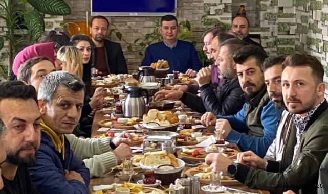 Türkdoğan ve yönetimi esnafla buluştu