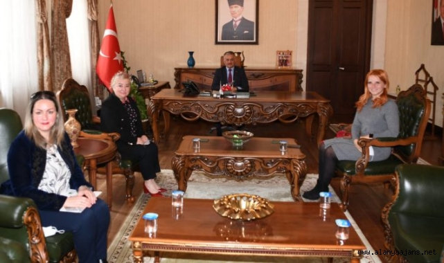 15 ülkeden 230 akademisyen Alanya’ya geliyor