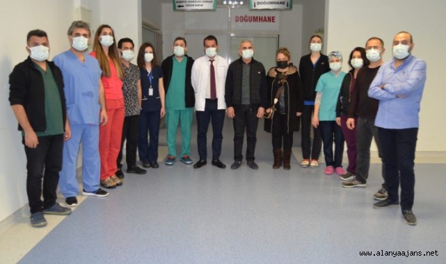 Açık kalp ameliyatı olan hastalardan Alanya EAH'a teşekkür ziyareti