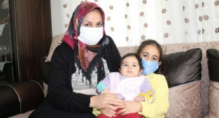 Alanya’da Ela bebeğe destek kermesi