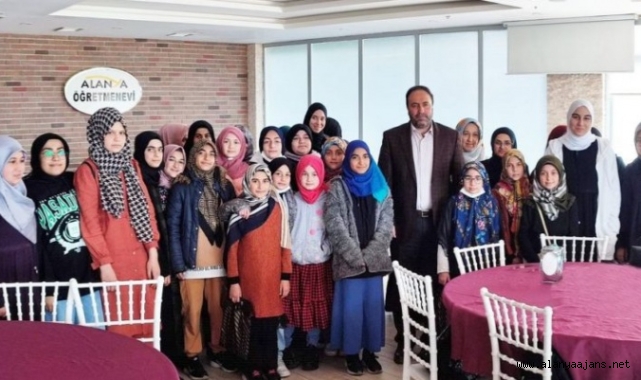 Alanya’da hafızlık öğrencilerine motivasyon kahvaltısı