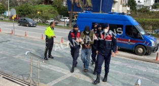 Alanya’da jandarmadan uyuşturucu operasyonu