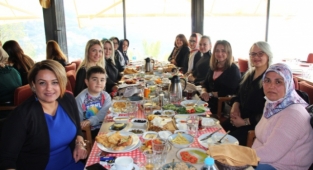 Alanya'da öğretmenler kahvaltıda buluştu