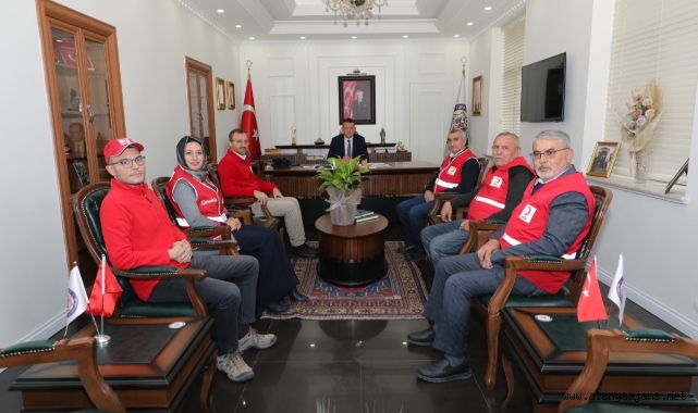 Alanya Kızılay’dan Kaymakam Ürkmezer’e ziyaret