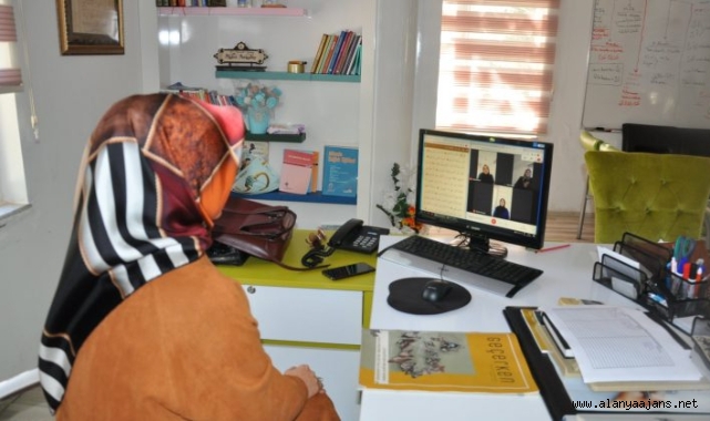 Alanya Müftülüğü’nden kadınlara özel konferans