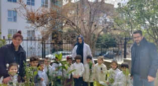 Alanyalı miniklerden çevreci etkinlik