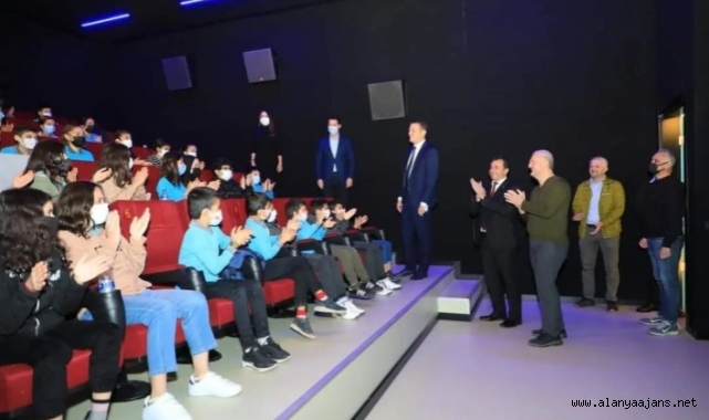 Alanyalı öğrenciler ücretsiz izleyecek