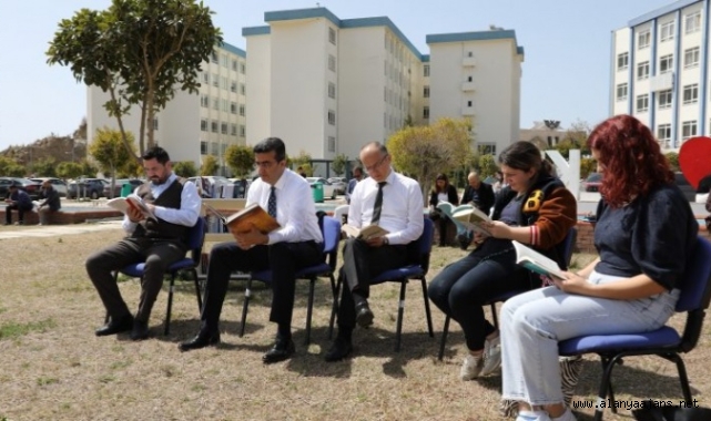 ALKÜ'de kitap okuma etkinliği