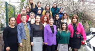 Başkan Coşkun kadın üyeleri unutmadı