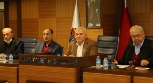 Başkan Şahin akaryakıt istasyonu sahiplerini dinledi