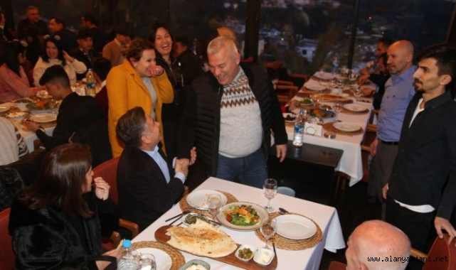 Başkan Şahin’den başarılı öğrencilere tam destek