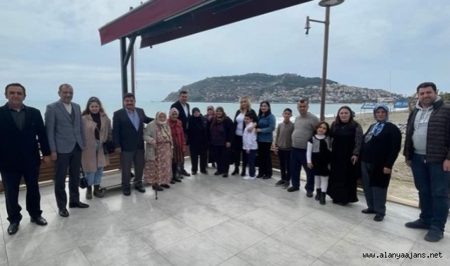 MHP Alanya şehit ailelerini unutmadı