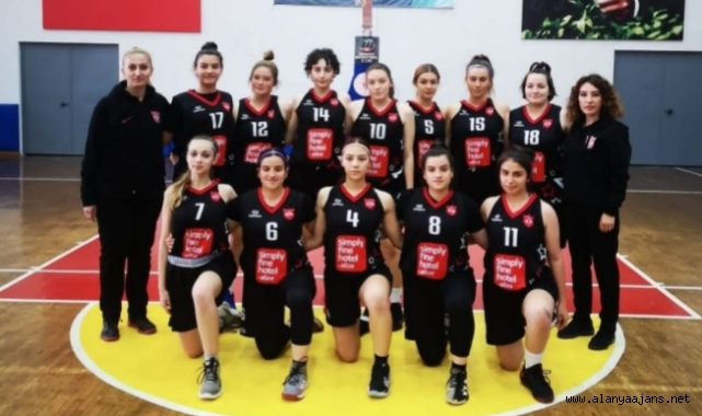 Alanya Belediyesporlu kızlar finale çıktı