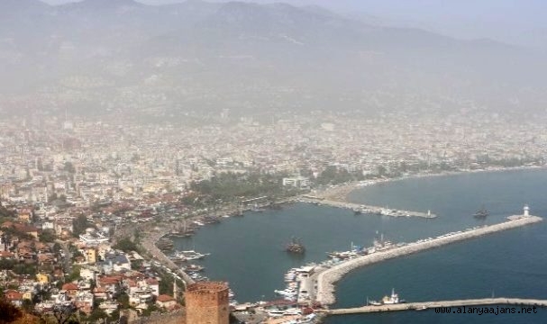 Alanya’da çöl tozu alarmı!