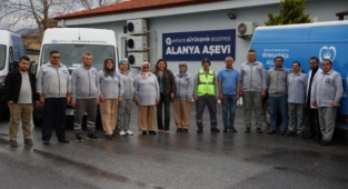 Alanya’da günlük 400 vatandaşa sıcak yemek