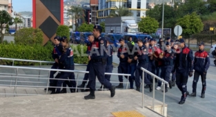 Alanya'da jandarmanın uyuşturucu operasyonunda 7 tutuklama