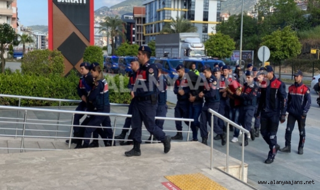 Alanya'da jandarmanın uyuşturucu operasyonunda 7 tutuklama