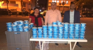 Alanya’da Kadir Gecesi'nde tatlı ikramı