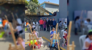 Alanya'da resim şenliğinde doyasıya eğlendiler