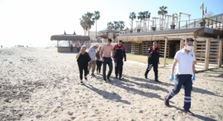 Alanya’da yamaç paraşütçüsü denize zorunlu iniş yaptı