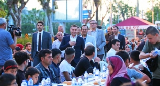 Başkan Yücel Konaklı halkıyla iftarda buluştu
