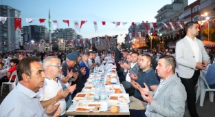 Başkan Yücel Mahmutlar halkına birçok müjde verdi