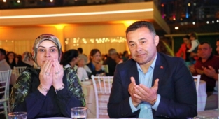 Başkan Yücel personeliyle iftarda buluştu