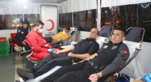 Emniyet ve Kızılay’dan kan bağışı kampanyası