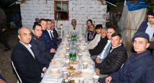 Kaymakam Ürkmezer, Sever ailesinin misafiri oldu