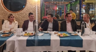 Oruçlarını Alanya’daki şehit aileleriyle açtılar