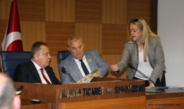Şahin: “Böcek’in şehrin nabzını tutmasını önemsiyoruz”