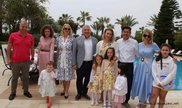 Şahin, Paskalya etkinliğine katıldı