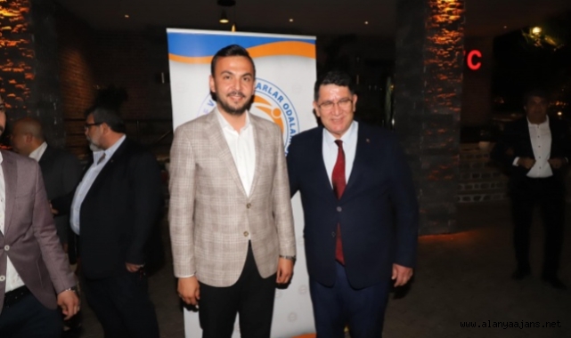 Toklu: Her zaman esnafımızın yanındayız