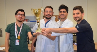 Turnuvanın şampiyonu ALKÜ'lü hekimler oldu