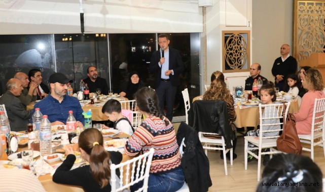 Ürkmezer, orucunu şehit yakınları ve gazilerle açtı