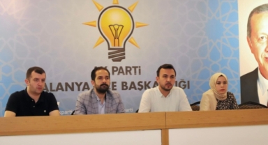 Alanya Ak Parti çalışmaları değerlendirdi