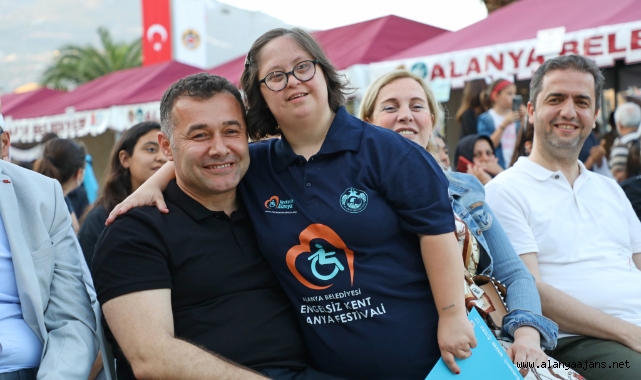 Alanya Belediyesi'nden engelleri kaldıran festival