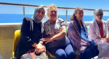 Alanya’da AK Kadınlar’dan anlamlı ziyaret