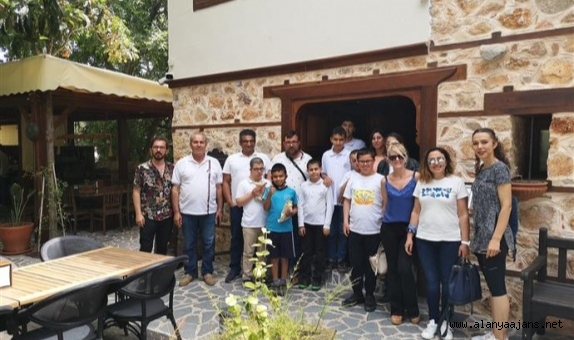 Alanya'da engelli bireylere tarih anlatıldı
