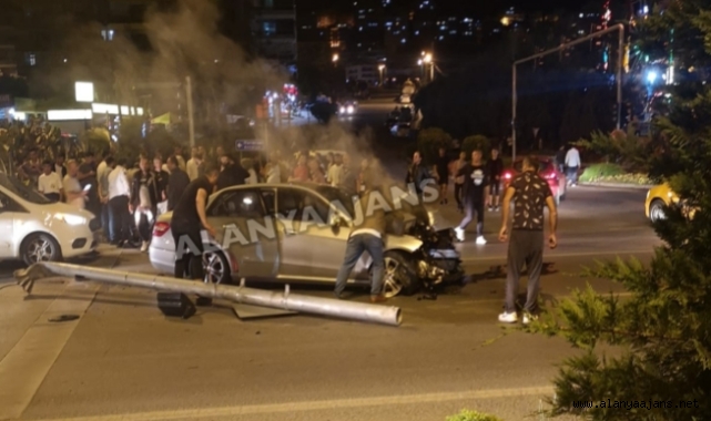 Alanya'da feci kaza!