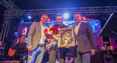 Alanya'da sağlıkçılar Kutsi ile moral buldu