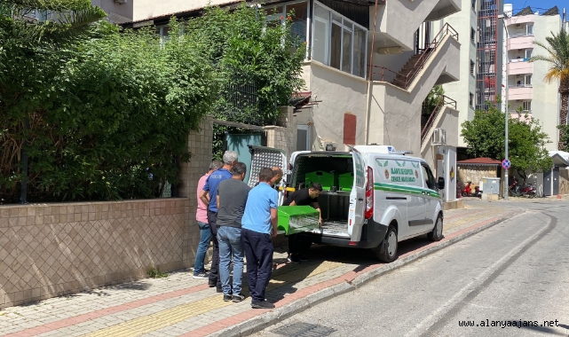 Alanya’da Ukraynalı baba 2 çocuğunu bıçaklayarak öldürdü