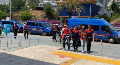 Alanya’da yasadışı bahis operasyonunda 4 kişi yakalandı