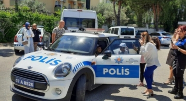 Alanya Emniyeti’nden özel çocuklara TOMA’lı karşılama