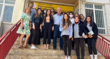 Alanya Huzurevi Müdürü kitap okuma etkinliğine katıldı