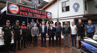 Alanya protokolünden polis ve jandarmaya bayram ziyareti