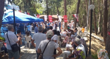 CHP'nin Mahmutlar’daki bahar şenliğine yoğun katılım