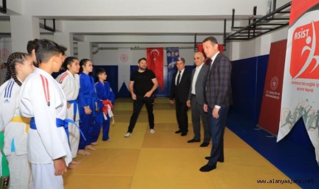 Kaymakam Ürkmezer’den judo öğrencilerine ziyaret
